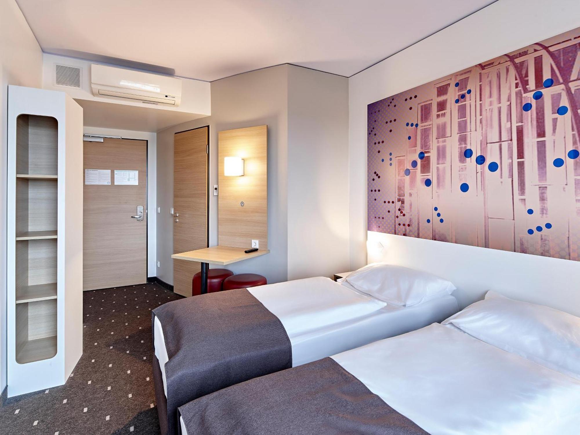 B&B Hotel Koeln-Тройсдорф Экстерьер фото