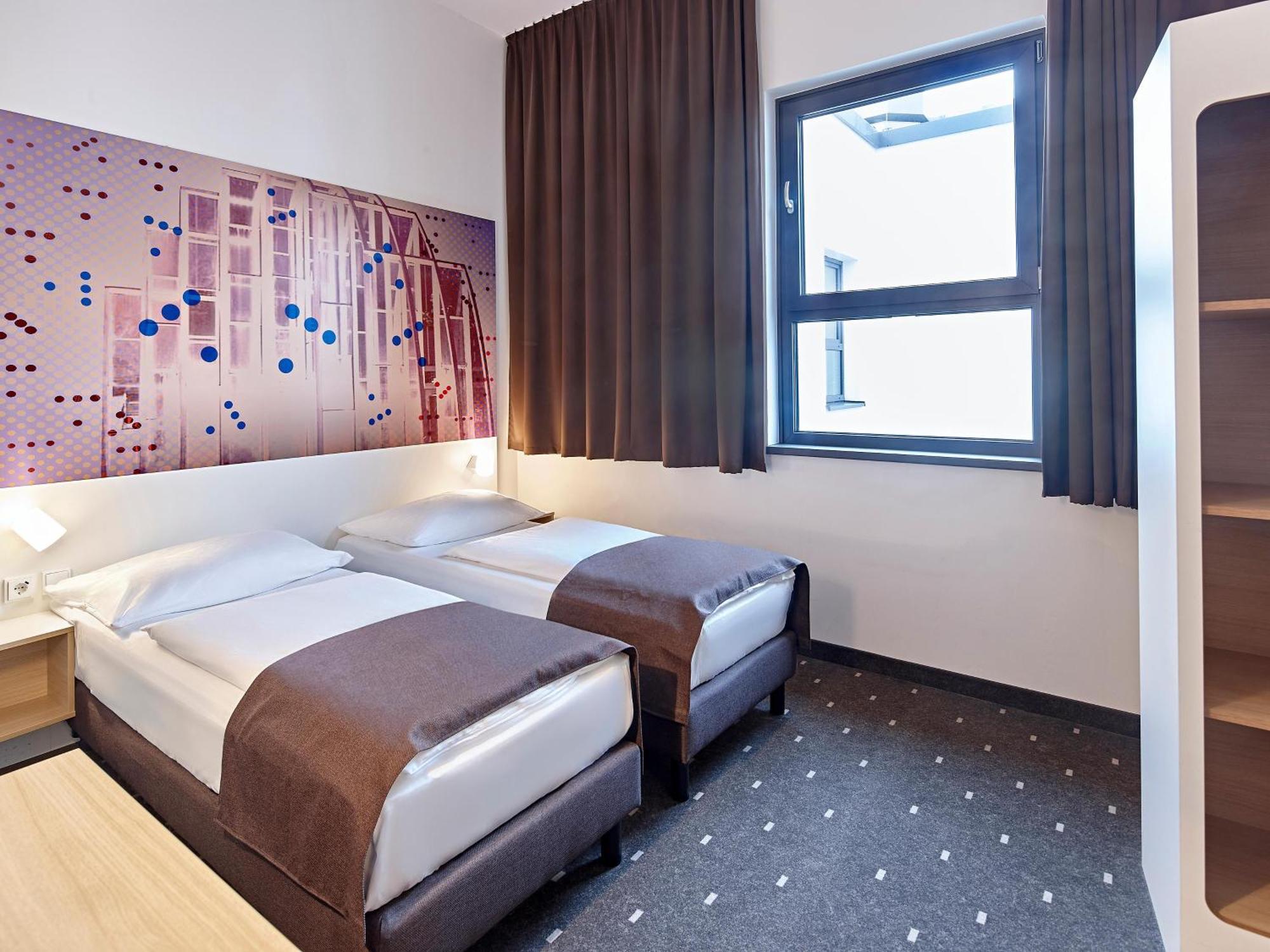 B&B Hotel Koeln-Тройсдорф Экстерьер фото