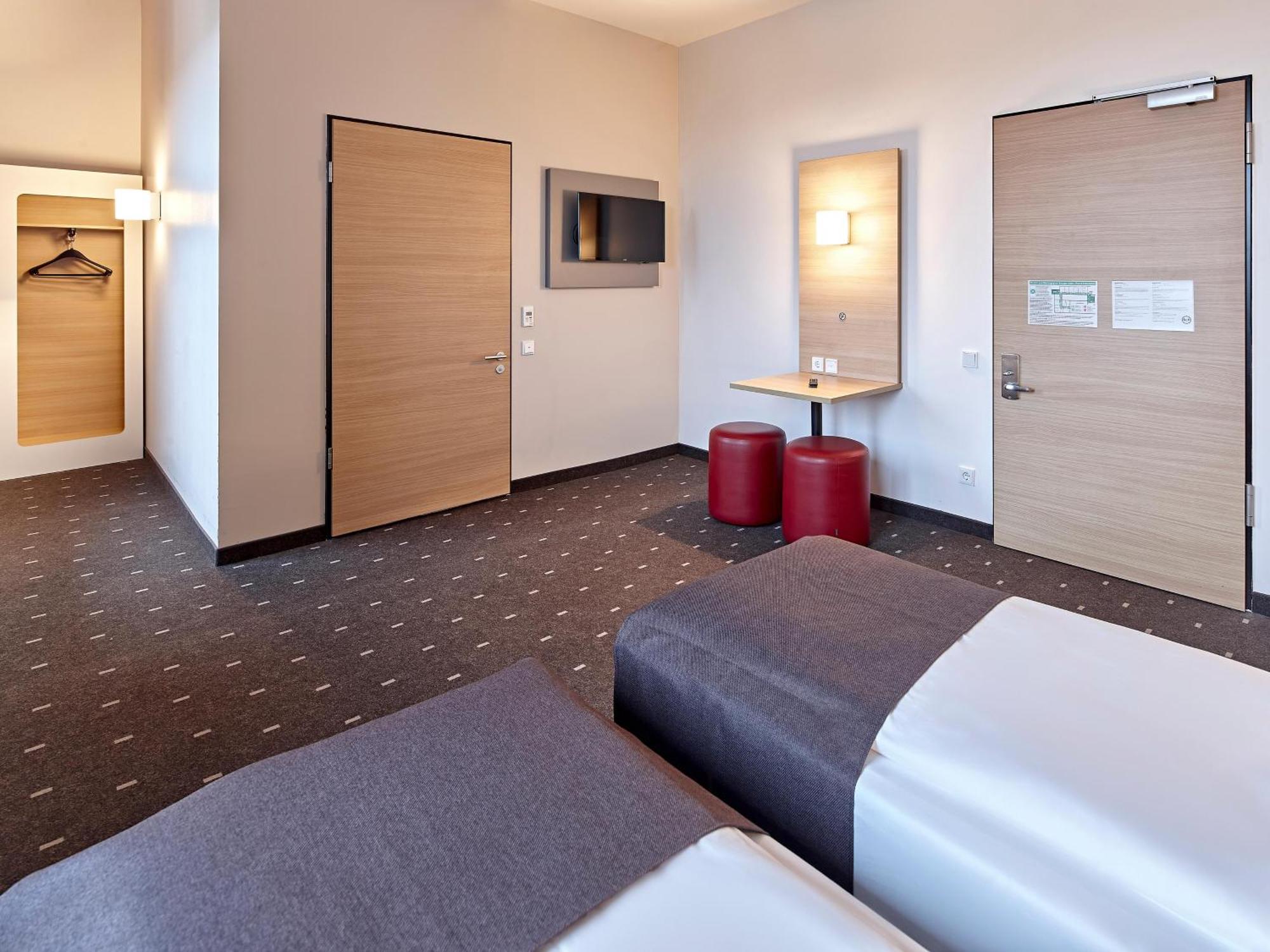 B&B Hotel Koeln-Тройсдорф Экстерьер фото